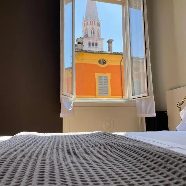 Duomo 12，位于摩德纳的酒店