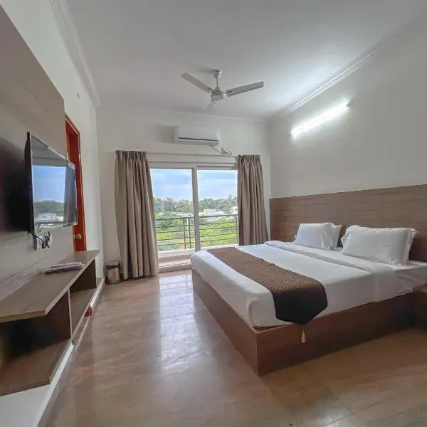 Hotel Elite by Agira- Spacious Apartments with Balcony，位于耶拉汉卡的酒店