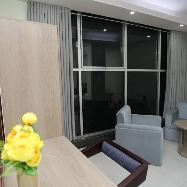 Wood Burn Hotel，位于Bogra的酒店