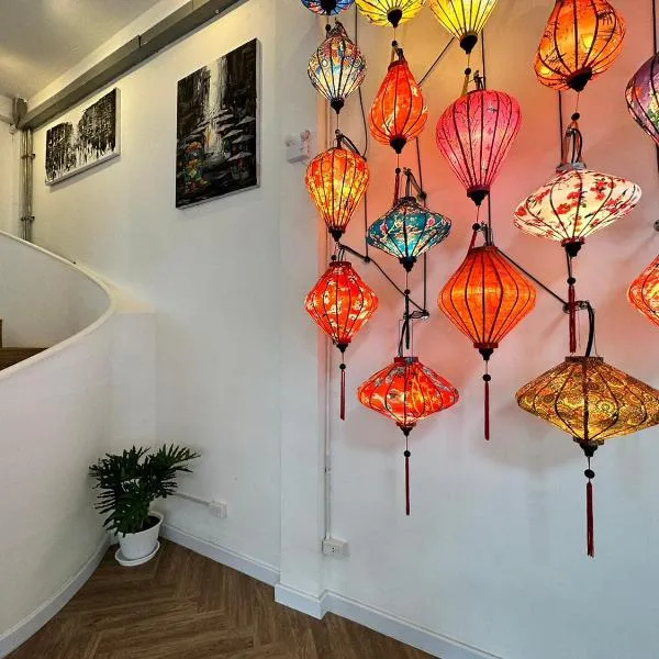 The White Den Sukhumvit 44，位于曼谷的酒店