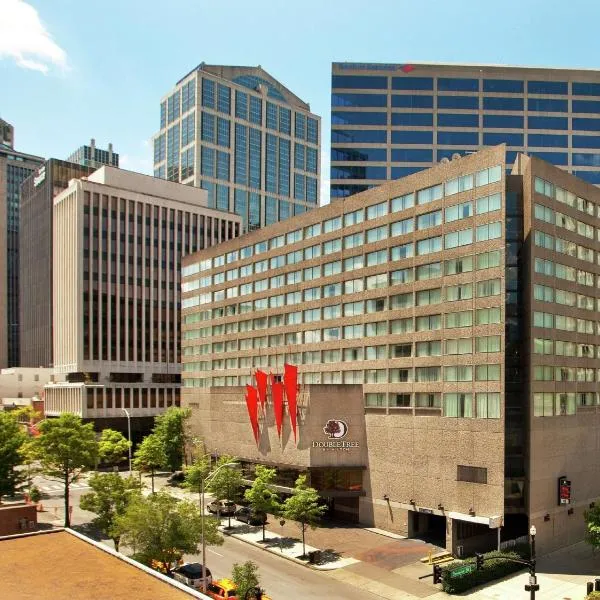 DoubleTree by Hilton Hotel Nashville Downtown，位于纳什维尔的酒店