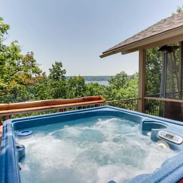 Hot Tub and Deck Margaritaville Resort Retreat!，位于欧塞奇比奇的酒店