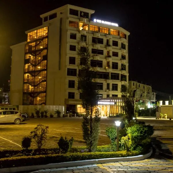 The Glacier Hotel Nanyuki，位于纳纽基的酒店