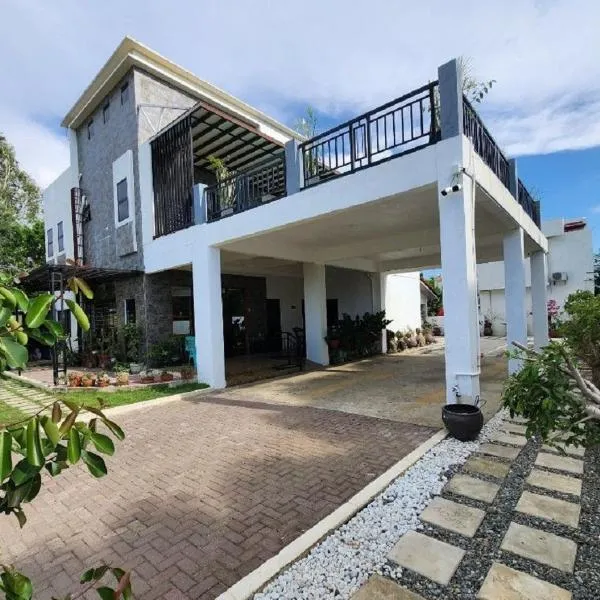 at the ALs Place，位于San Nicolas的酒店