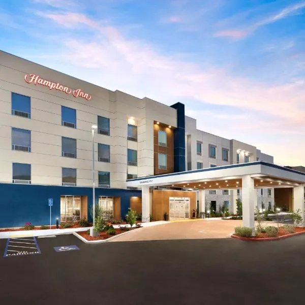 Hampton Inn Oakhurst-Yosemite，位于Yosemite Forks的酒店