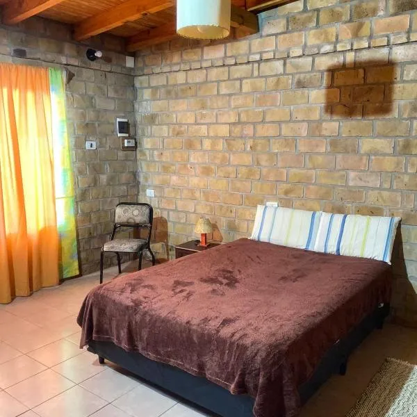 Casa 2 dormitorios，位于Leandro N. Alem的酒店