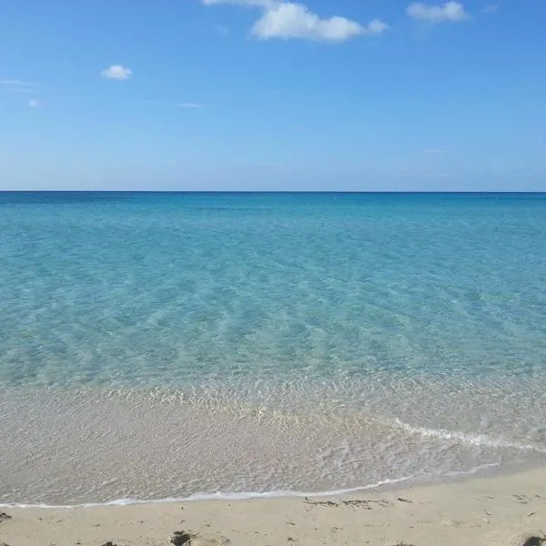 casa gialla mare del salento,位于马鲁焦的酒店