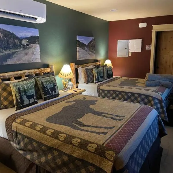 Cedar Mountain Suite D，位于Merlin的酒店