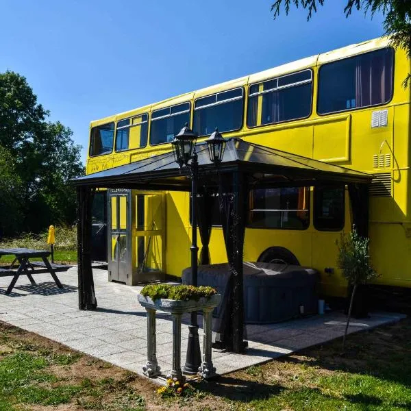 The Big Yellow Bus，位于Aigurande的酒店