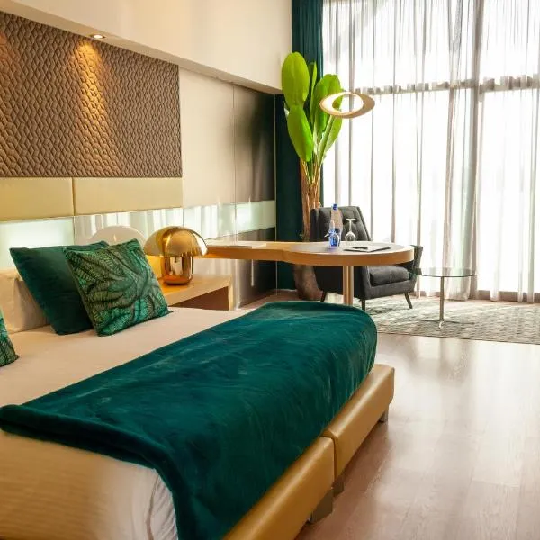 La Finca Resort，位于罗哈莱斯的酒店