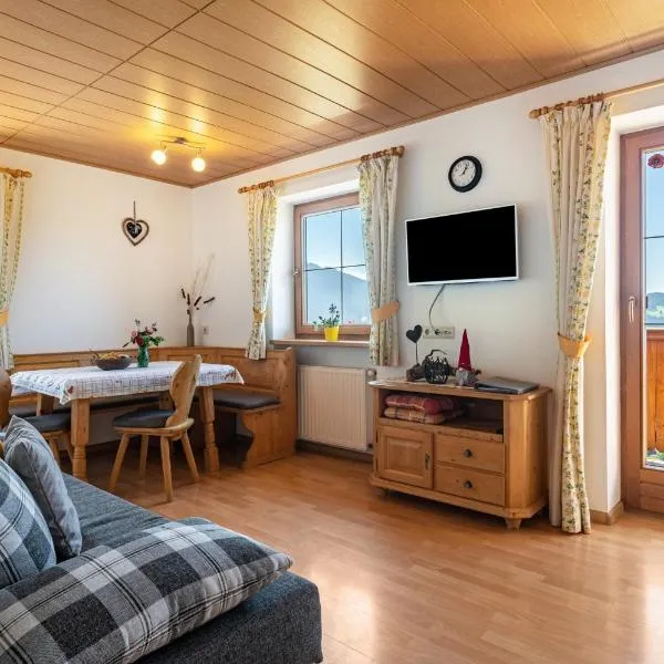 Mongaduierhof Apt Panorama，位于Umes的酒店