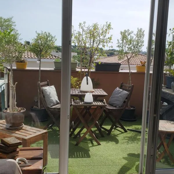 L'Olivier, Résidence Standing Terrasse Parking Wi-Fi Netflix，位于贝济耶的酒店