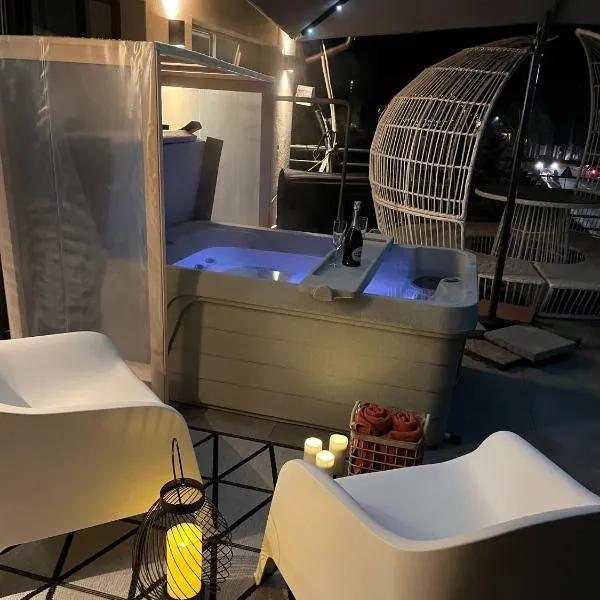 H49 Jacuzzi Penthouse-Adults only，位于索瓦塔的酒店