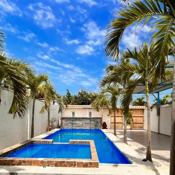 Casa Halley #4 con vista al mar y piscina , 2 pisos - Villamil Playas , Data de Villamil，位于普拉亚斯的酒店