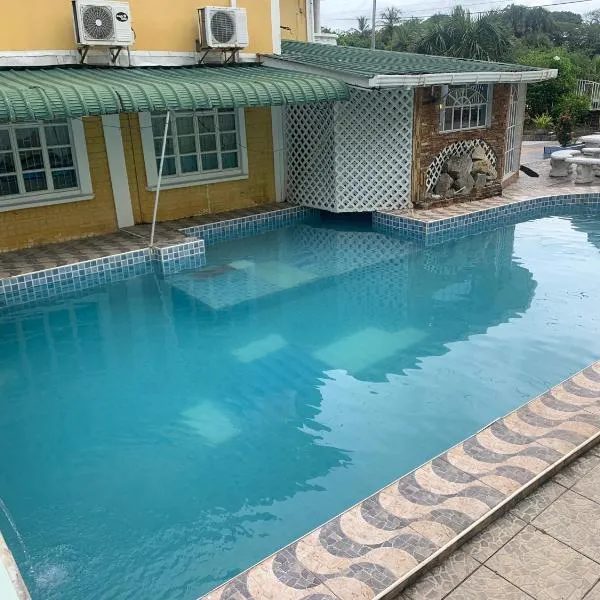 Relaxing 2 bedroom property for up to 4 person，位于乔治敦的酒店