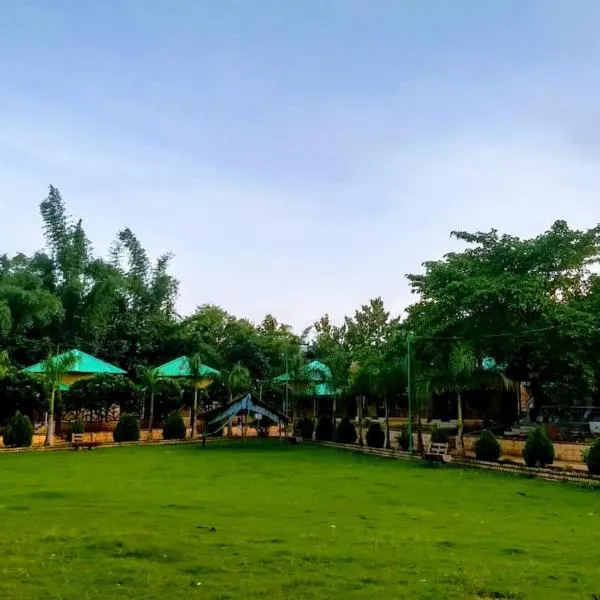 Vamoose Vrindavan Gopala Resort，位于贾巴尔普尔的酒店