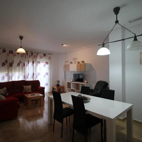 Apartamento BENIMUR 3，位于Cobatillas的酒店