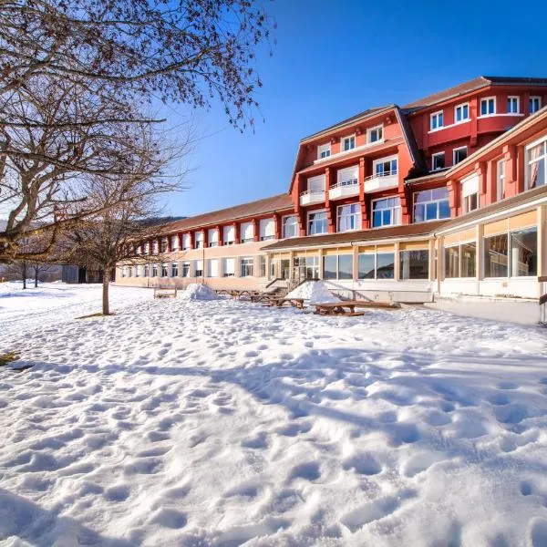 L'ESCANDILLE Village Vacances，位于La Rivière的酒店