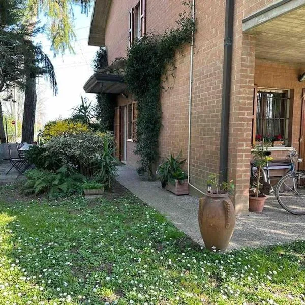 Appartamento Immerso nel Verde，位于Borgo Malpasso的酒店