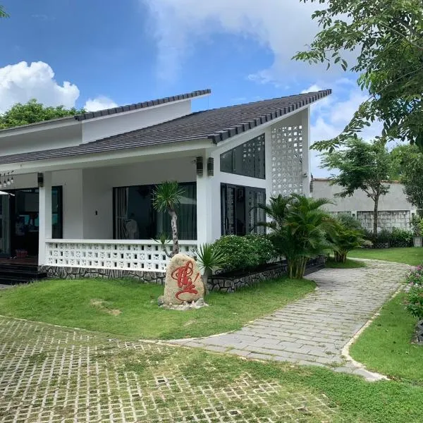 Villa Kim Yến Lagi，位于Ấp Tam Tân的酒店
