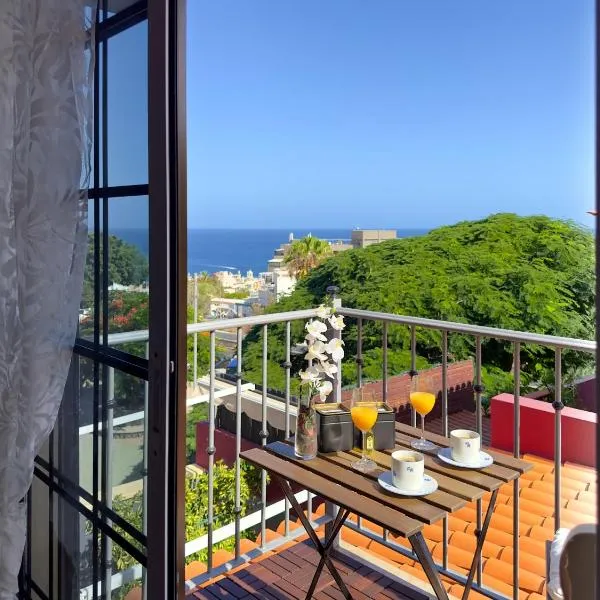 Las Vistas-Rincón acogedor con vistas al mar，位于塔瓦伊瓦的酒店