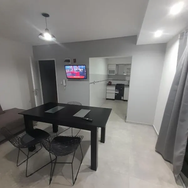 Departamento Nuevo y comodo con parking，位于Lanús的酒店