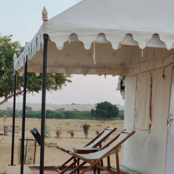 Jaisalmer Safari Base & Camp，位于Kotri的酒店