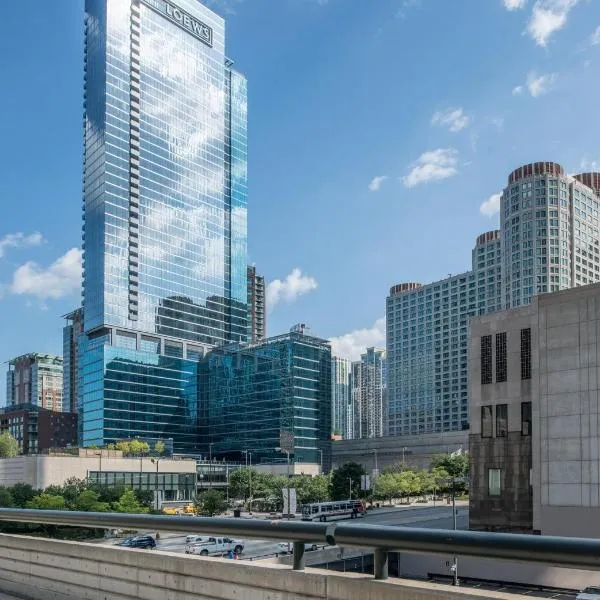 芝加哥洛斯酒店，位于芝加哥的酒店