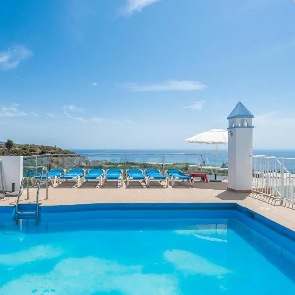 Apartahotel Playamaro by Dorobe，位于马罗的酒店
