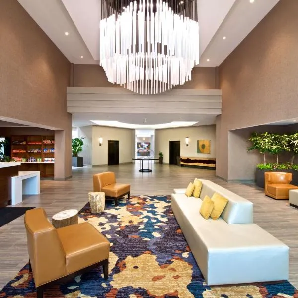 Embassy Suites by Hilton Seattle North Lynnwood，位于Murphys Corner的酒店