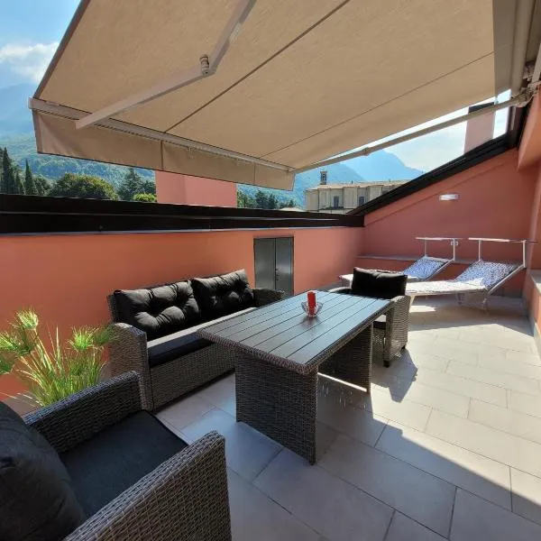 Aros Mountain Lake Iseo Hospitaliy，位于皮索涅的酒店