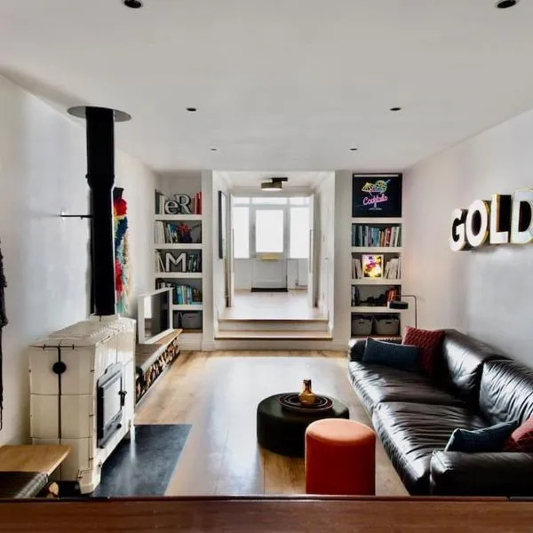 Large Townhouse just 2 minutes from the Sea/i360!，位于布莱顿霍夫的酒店
