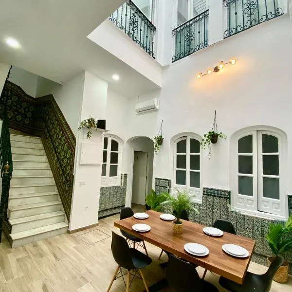 Triana Riverside Guesthouse，位于塞维利亚的酒店