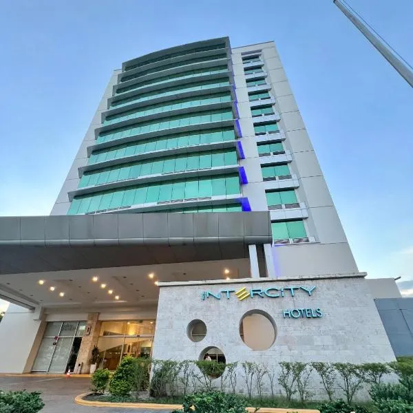 Intercity Hotels San Pedro Sula，位于Agua Caliente的酒店