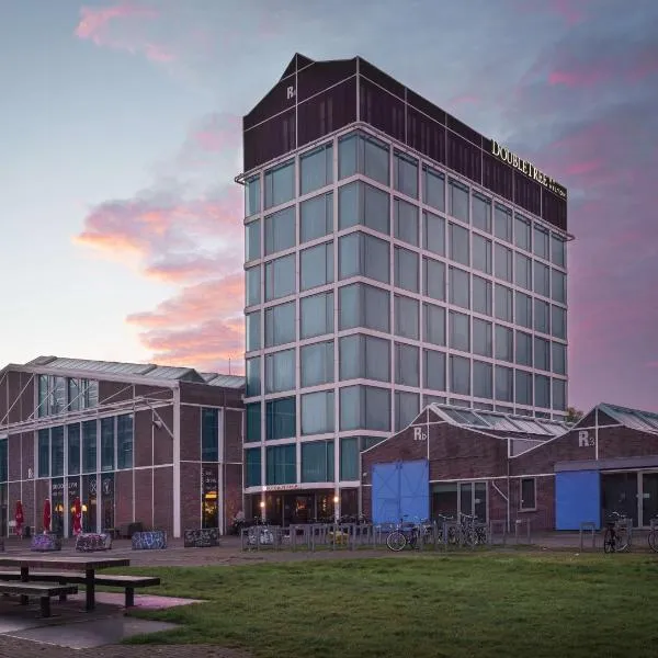 DoubleTree by Hilton Amsterdam - NDSM Wharf，位于阿姆斯特丹的酒店