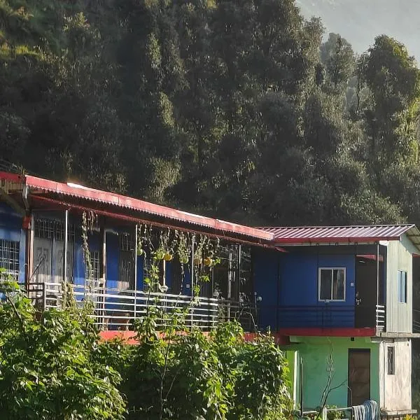 Laxmi Homes，位于Sari的酒店