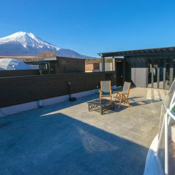 VISION GLAMPING Resort & Spa 山中湖，位于山中湖村的酒店