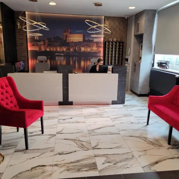 Hotel Przystanek Torun，位于Lubicz的酒店