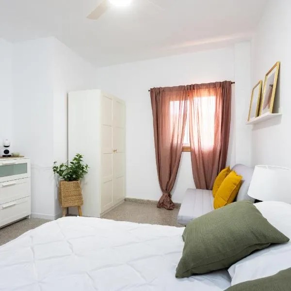 EDEN RENTALS B01 Surfy Stylish Bed&Coffee Room，位于Guaza的酒店