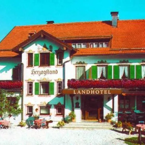 Landhotel Herzogstand Garni，位于施莱多夫的酒店