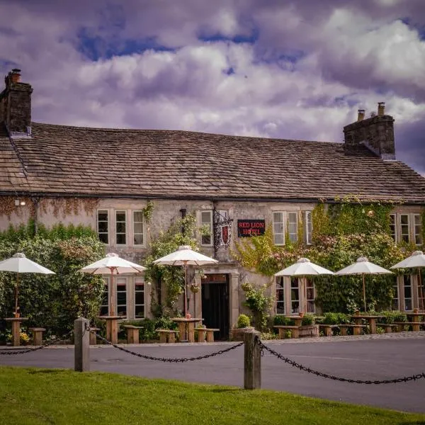 The Red Lion & Manor House，位于Hebden的酒店