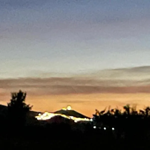 Finca el Atardecer-Luna，位于Ribera del Fresno的酒店