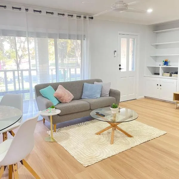 Pet friendly home in Albury，位于Springdale Heights的酒店