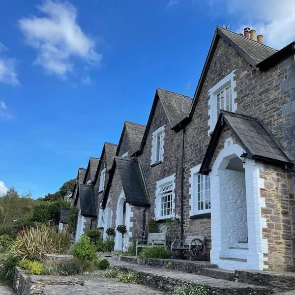 Creekside Cottage 6 Church Park Kingswear，位于金斯布里奇的酒店