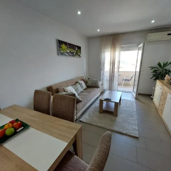 HELA Lux apartment，位于Modriča的酒店