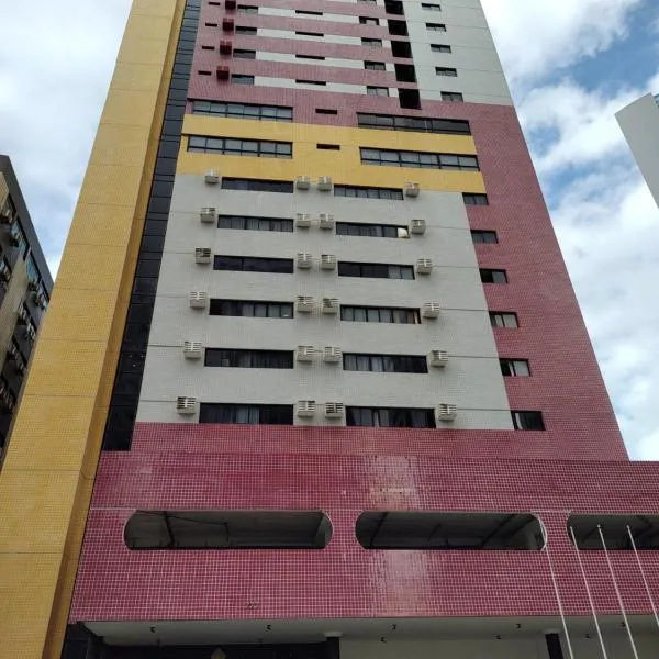 BOA VIAGEM FLATS APTO 201，位于累西腓的酒店