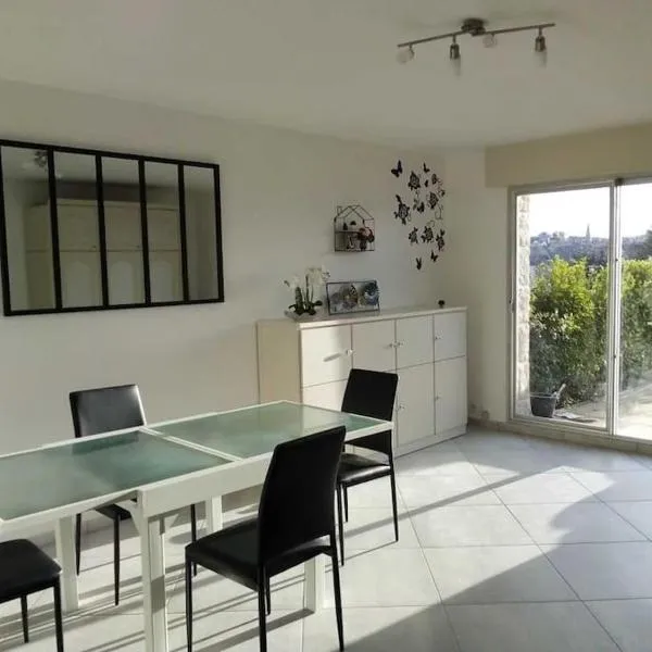 Appartement a 2 pas de la plage，位于厄尔奇的酒店