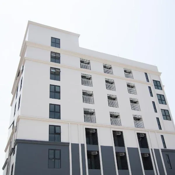 44 Residence and Resort，位于Khlong Luang的酒店