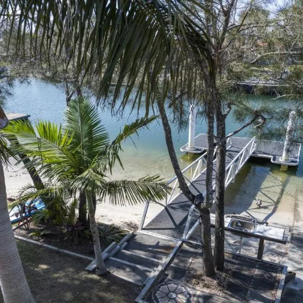 Copacabana House - Absolute Waterfront, Private Jetty，位于扬巴的酒店
