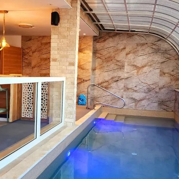 Serentias suite & spa，位于Ein Kinya的酒店